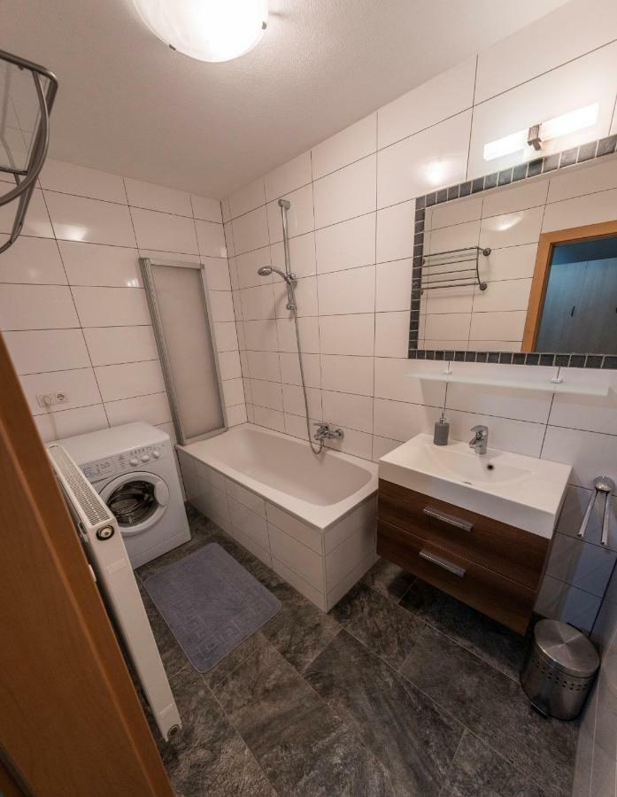 Powderia Family & Freelance Apartment In The Centre Of Ski Amade Altenmarkt im Pongau Eksteriør billede