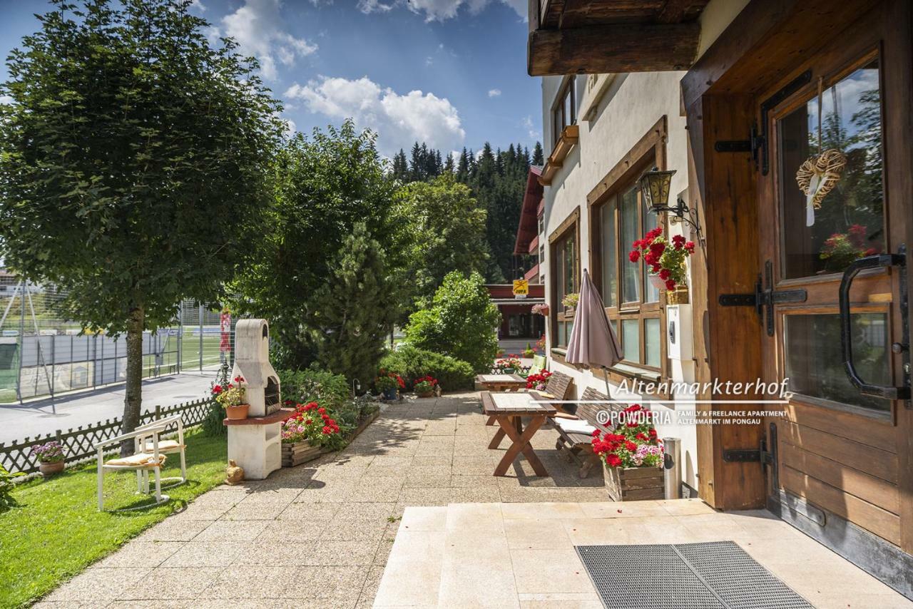 Powderia Family & Freelance Apartment In The Centre Of Ski Amade Altenmarkt im Pongau Eksteriør billede