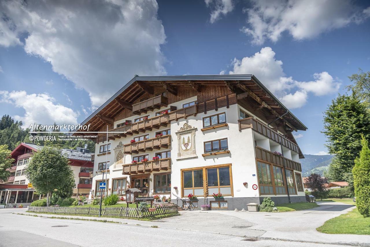 Powderia Family & Freelance Apartment In The Centre Of Ski Amade Altenmarkt im Pongau Eksteriør billede