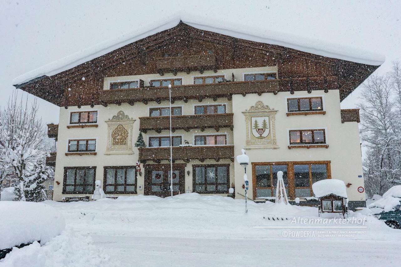 Powderia Family & Freelance Apartment In The Centre Of Ski Amade Altenmarkt im Pongau Eksteriør billede